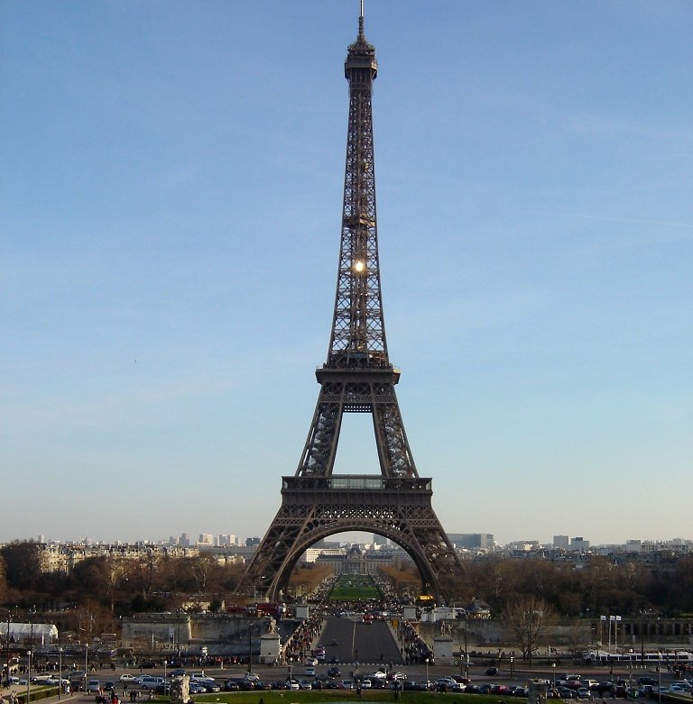 Eiffel_Tower_Paris_France